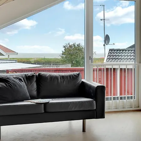 Stunning In Brkop With Wifi And 2 Bedrooms 2 Nyaraló Børkop